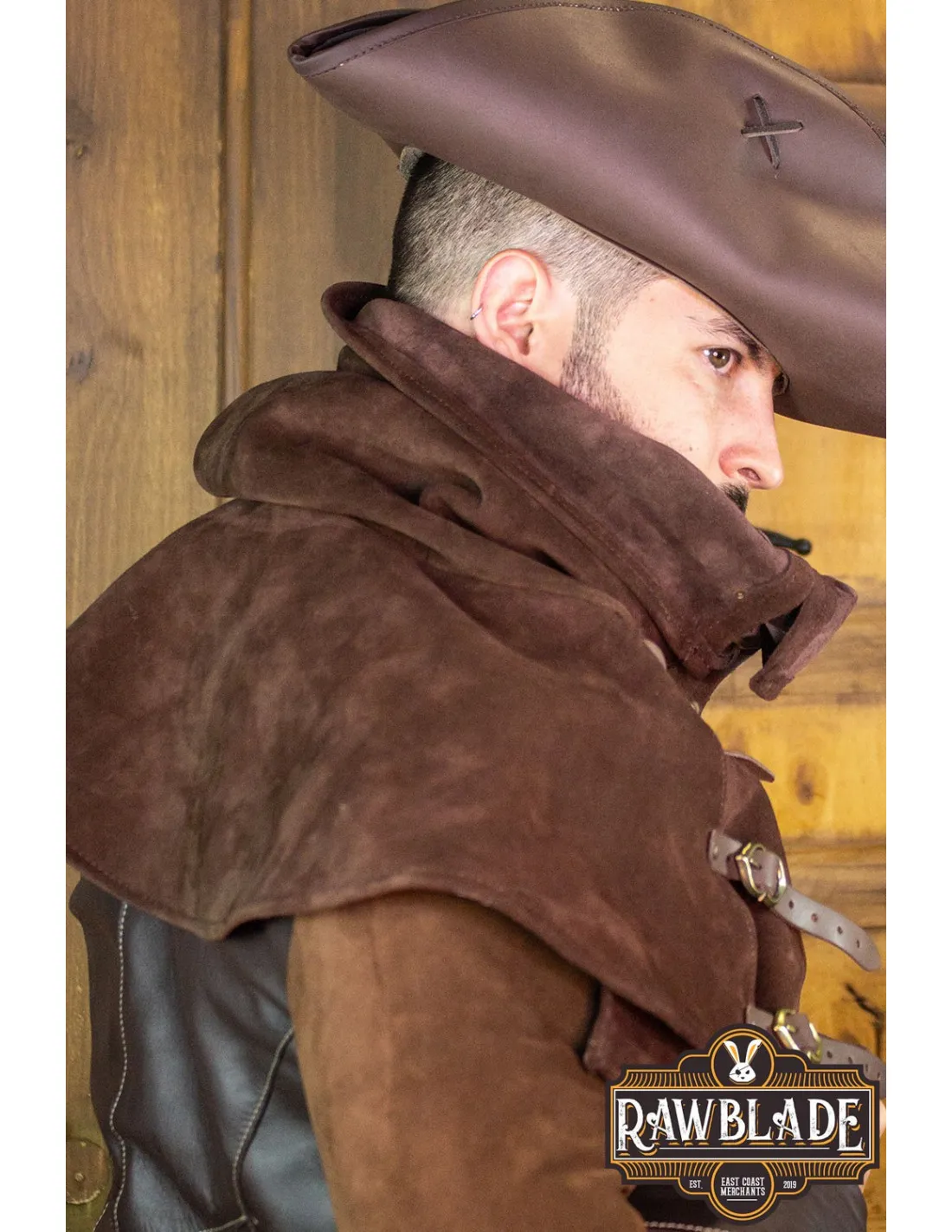 Gugel Gévaudan aux boucles, XVIIIe siècle ⚔️ Boutique Épées